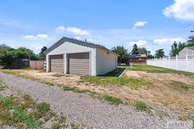 348 E 2nd N, Rigby, ID 83442
