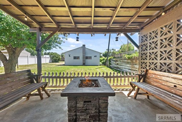 348 E 2nd N, Rigby, ID 83442