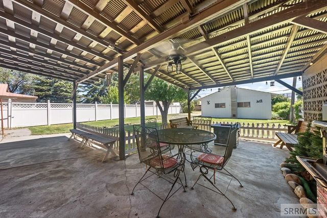348 E 2nd N, Rigby, ID 83442