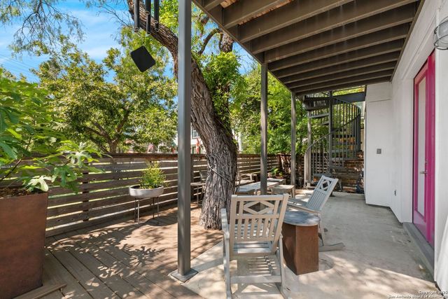 730 E Josephine St, San Antonio, TX 78208