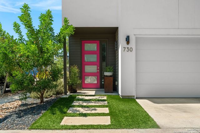 730 E Josephine St, San Antonio, TX 78208