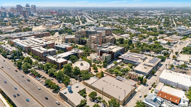 730 E Josephine St, San Antonio, TX 78208