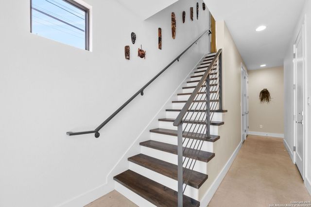 730 E Josephine St, San Antonio, TX 78208