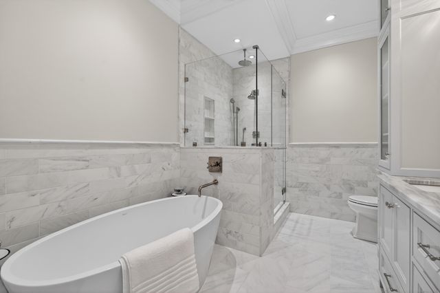 22 West Main Street 11, Groton, CT 06355