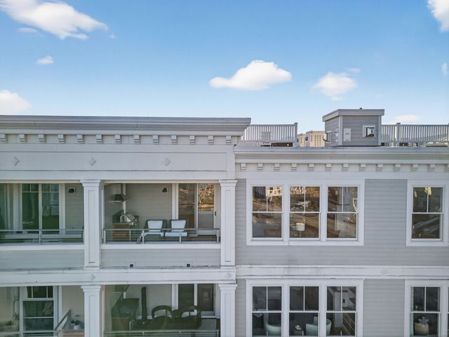 22 West Main Street 11, Groton, CT 06355