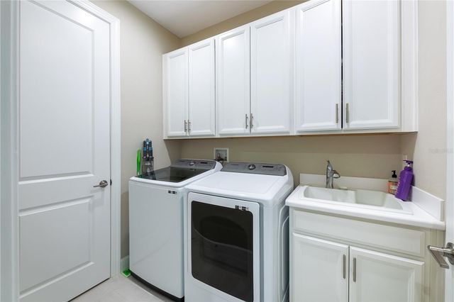 1912 MOLISE DRIVE, Kissimmee, FL 34759