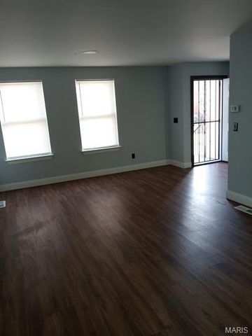 2767 Bacon Street, St Louis, MO 63106