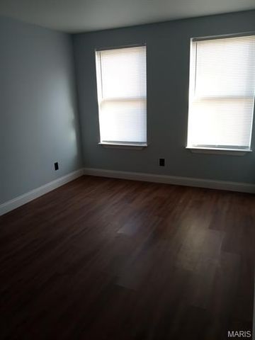 2767 Bacon Street, St Louis, MO 63106