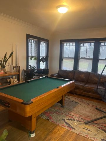 237 W 114th Street, Chicago, IL 60628