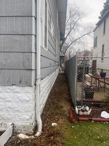 237 W 114th Street, Chicago, IL 60628