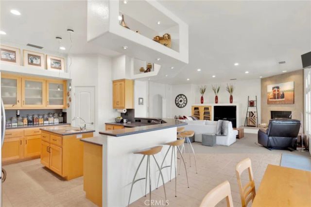 7031 Joshua, Oak Hills, CA 92344