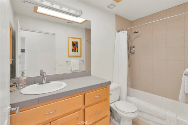 7031 Joshua, Oak Hills, CA 92344