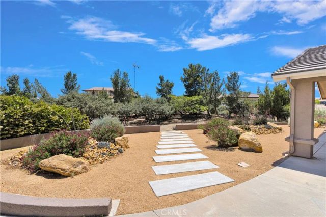 7031 Joshua, Oak Hills, CA 92344