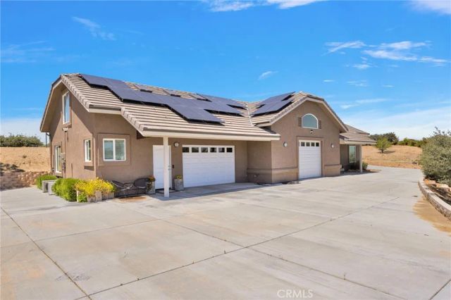 7031 Joshua, Oak Hills, CA 92344