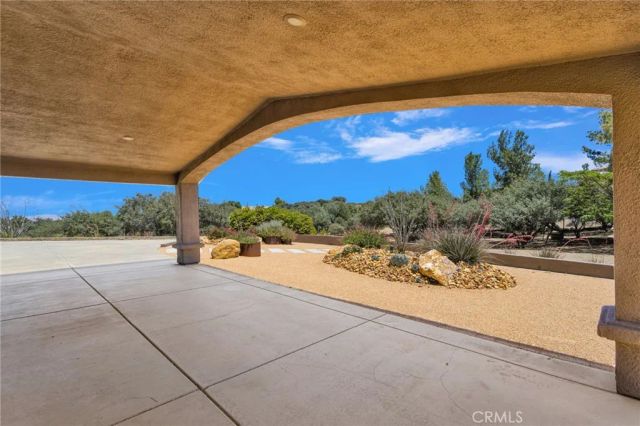 7031 Joshua, Oak Hills, CA 92344
