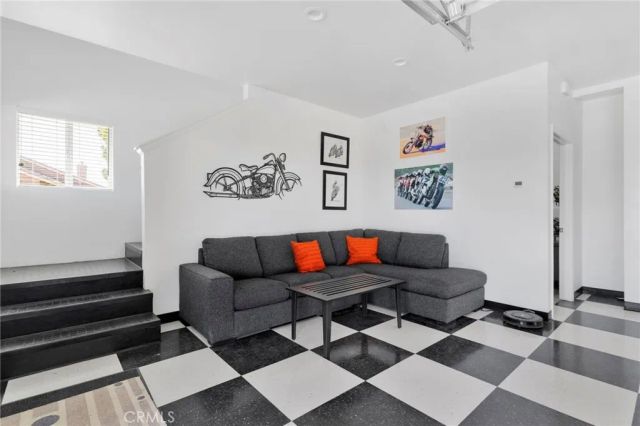 7031 Joshua, Oak Hills, CA 92344