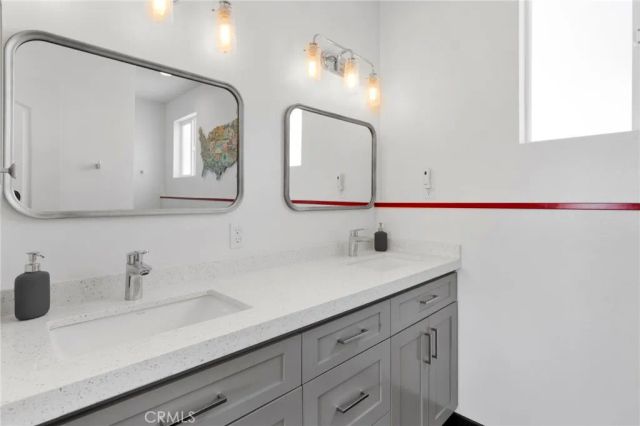 7031 Joshua, Oak Hills, CA 92344