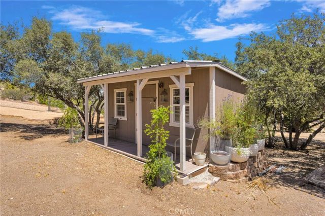 7031 Joshua, Oak Hills, CA 92344