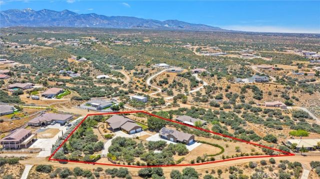7031 Joshua, Oak Hills, CA 92344