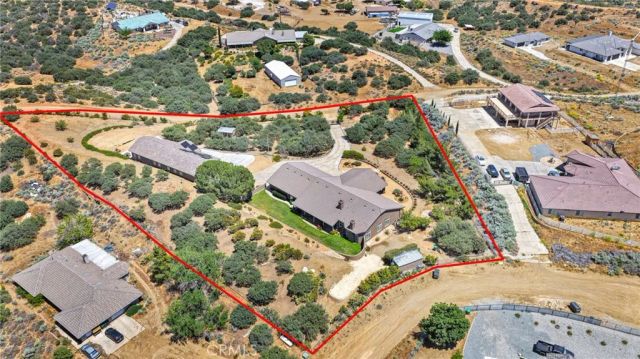 7031 Joshua, Oak Hills, CA 92344