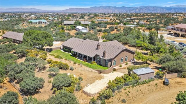 7031 Joshua, Oak Hills, CA 92344