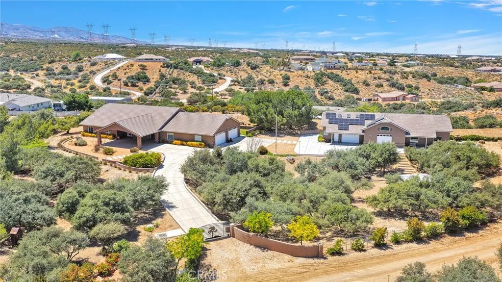 7031 Joshua, Oak Hills, CA 92344