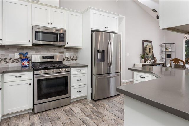 5315 Wildberry Dr, Grizzly Flats, CA 95636
