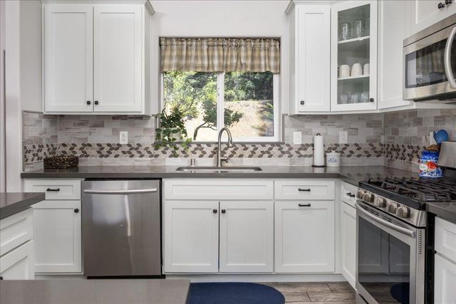 5315 Wildberry Dr, Grizzly Flats, CA 95636