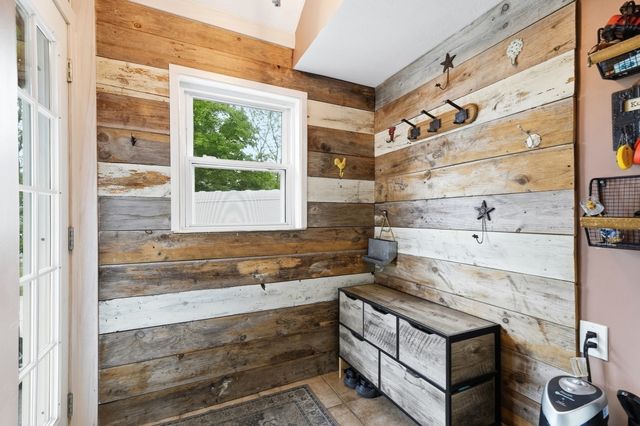 18 Vine, Milford, MA 01757