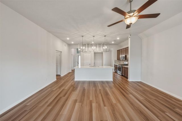 3043 Stonebriar Court, Conroe, TX 77301