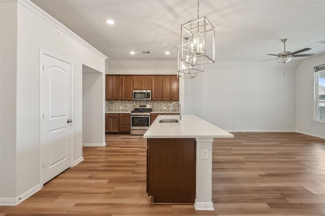 3043 Stonebriar Court, Conroe, TX 77301