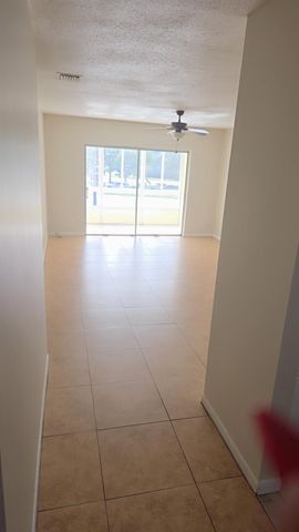 5011 W Oakland Park Blvd 210, Lauderdale Lakes, FL 33313