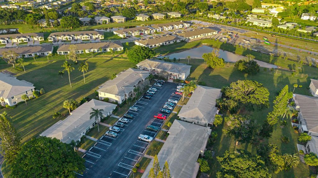 13755 Flora Place B, Delray Beach, FL 33484