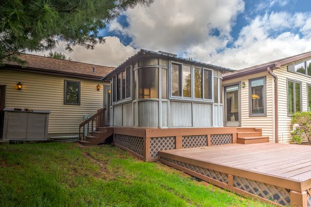 0S885 Spring Green Way, Batavia, IL 60510