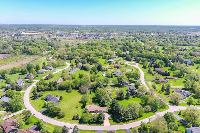 0S885 Spring Green Way, Batavia, IL 60510