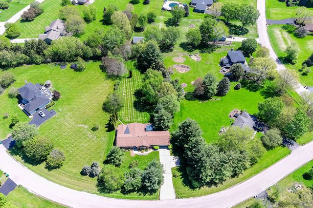 0S885 Spring Green Way, Batavia, IL 60510