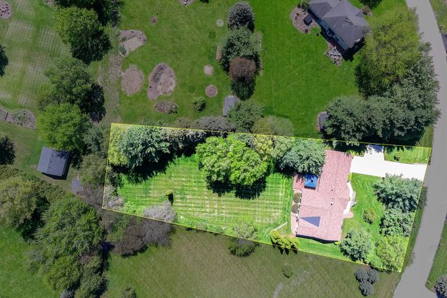 0S885 Spring Green Way, Batavia, IL 60510