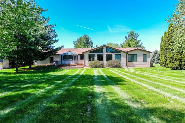 0S885 Spring Green Way, Batavia, IL 60510