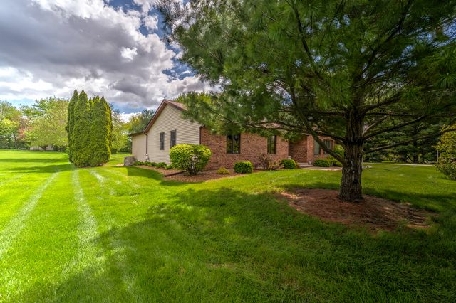 0S885 Spring Green Way, Batavia, IL 60510