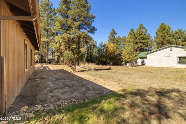 2289 N ELK RUN Street, Flagstaff, AZ 86004