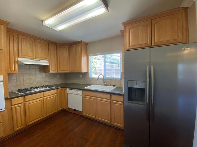 6010 Gay Way, North Highlands, CA 95660