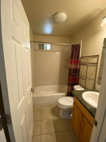 6010 Gay Way, North Highlands, CA 95660