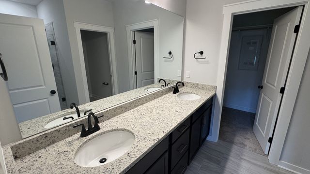532 W Foxrun, Springfield, TN 37172