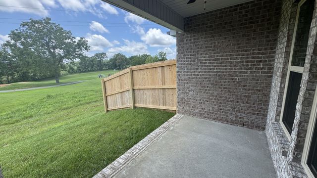 532 W Foxrun, Springfield, TN 37172