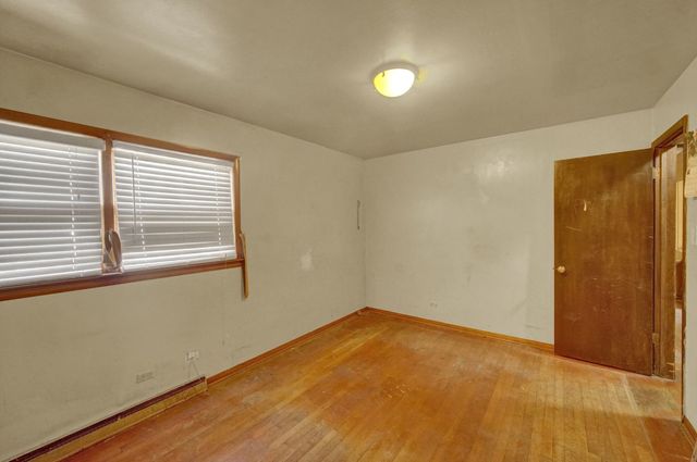 16934 Annetta Avenue, Hazel Crest, IL 60429