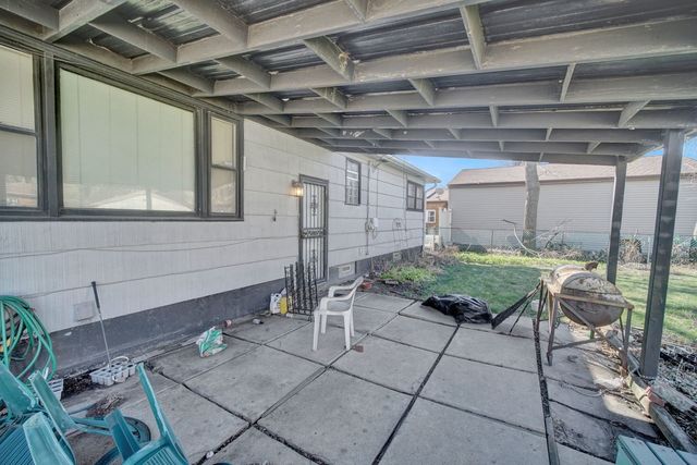 16934 Annetta Avenue, Hazel Crest, IL 60429