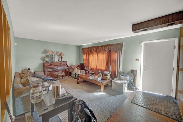 16934 Annetta Avenue, Hazel Crest, IL 60429