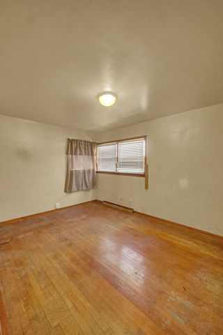 16934 Annetta Avenue, Hazel Crest, IL 60429