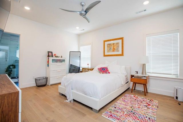 5213 S Brookhaven Street, Rogers, AR 72758