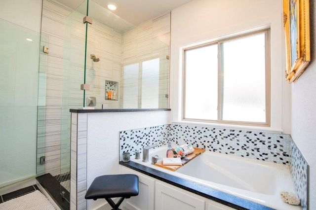 5213 S Brookhaven Street, Rogers, AR 72758